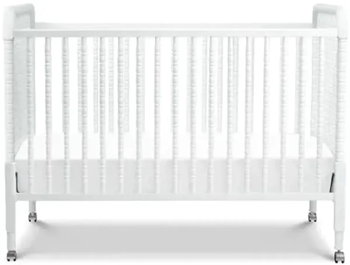 DaVinci Jenny Lind 3-in-1 Convertible Baby Crib - GREENGUARD Gold Certified Portable Crib - Convertible Crib to Toddler Bed and Daybed - 4 Adjustable Heights - Easy to Assemble White Wooden Crib