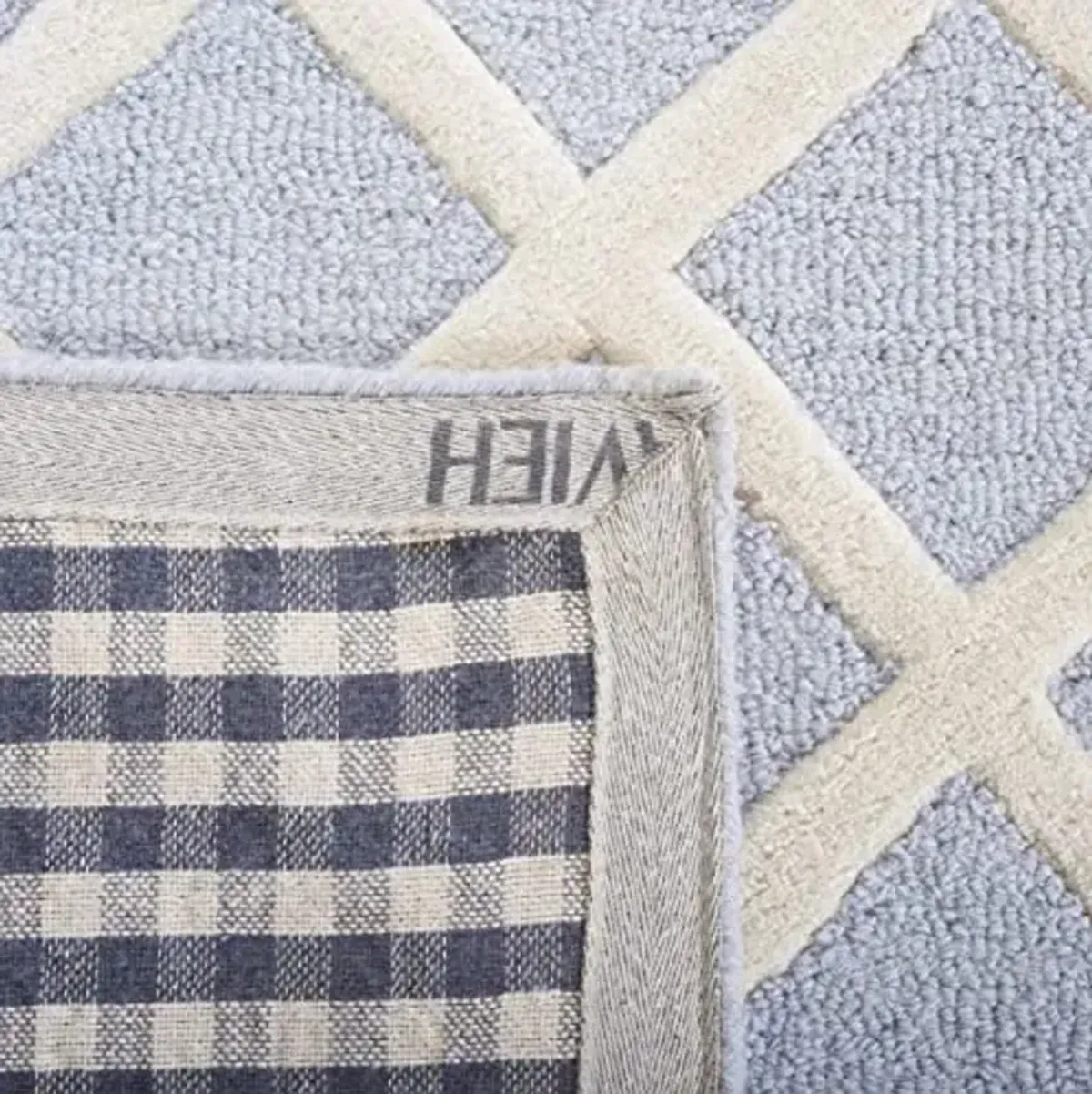 SAFAVIEH Cambridge Collection Area Rug - 6' Square, Light Blue & Ivory, Handmade Moroccan Trellis Wool, Ideal for High Traffic Areas in Living Room, Bedroom (CAM137A)