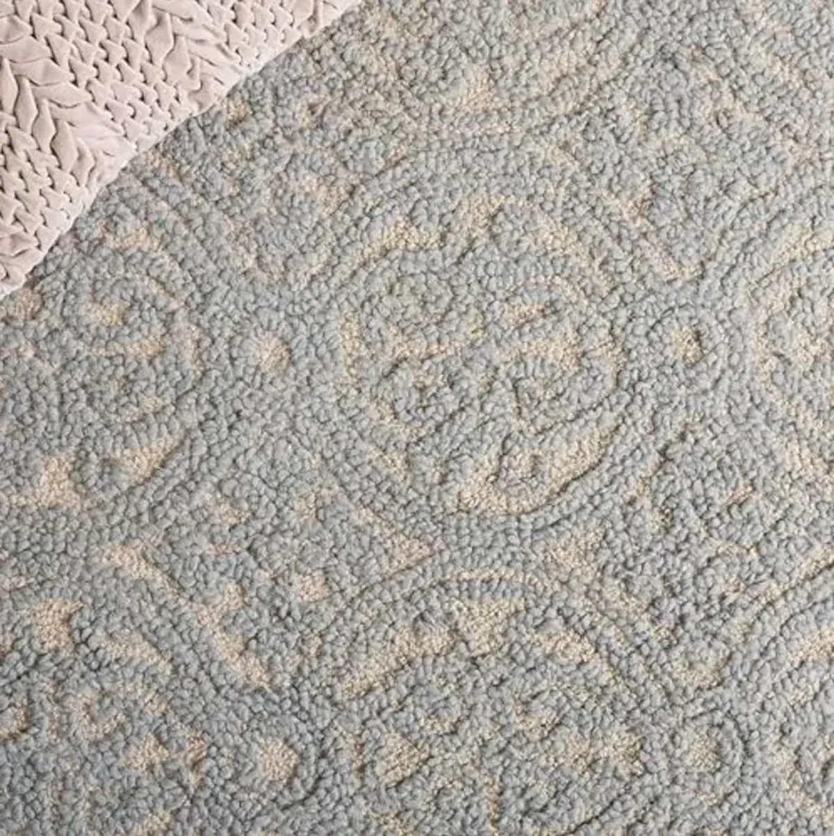 SAFAVIEH Cambridge Collection Accent Rug - 2' x 3', Dusty Blue & Cement, Handmade Moroccan Wool, Ideal for High Traffic Areas in Entryway, Living Room, Bedroom (CAM236A)