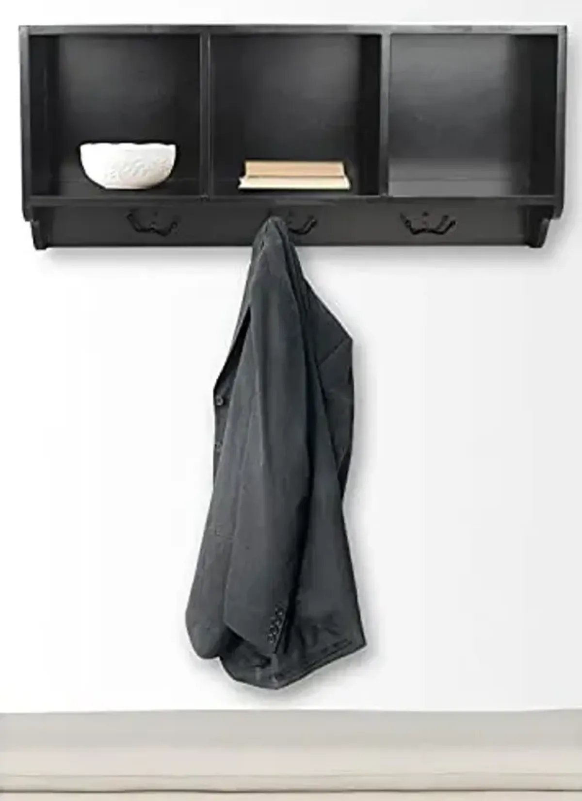 SAFAVIEH American Homes Collection Alice Shady White Wall Shelf