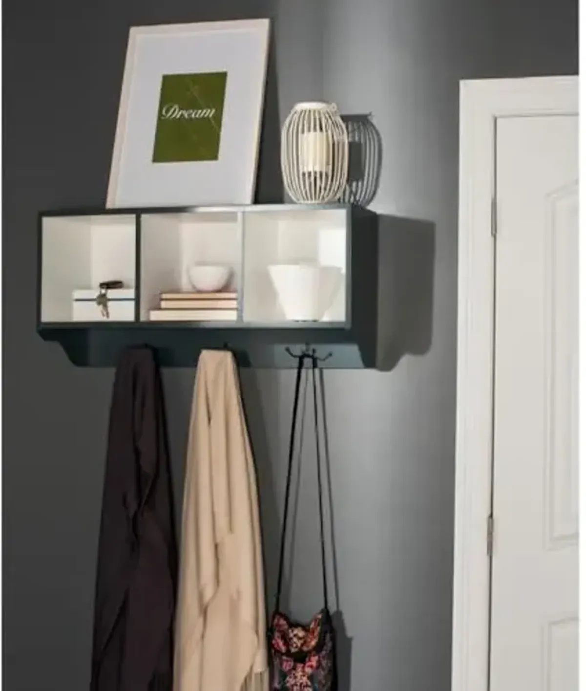 SAFAVIEH American Homes Collection Alice Shady White Wall Shelf