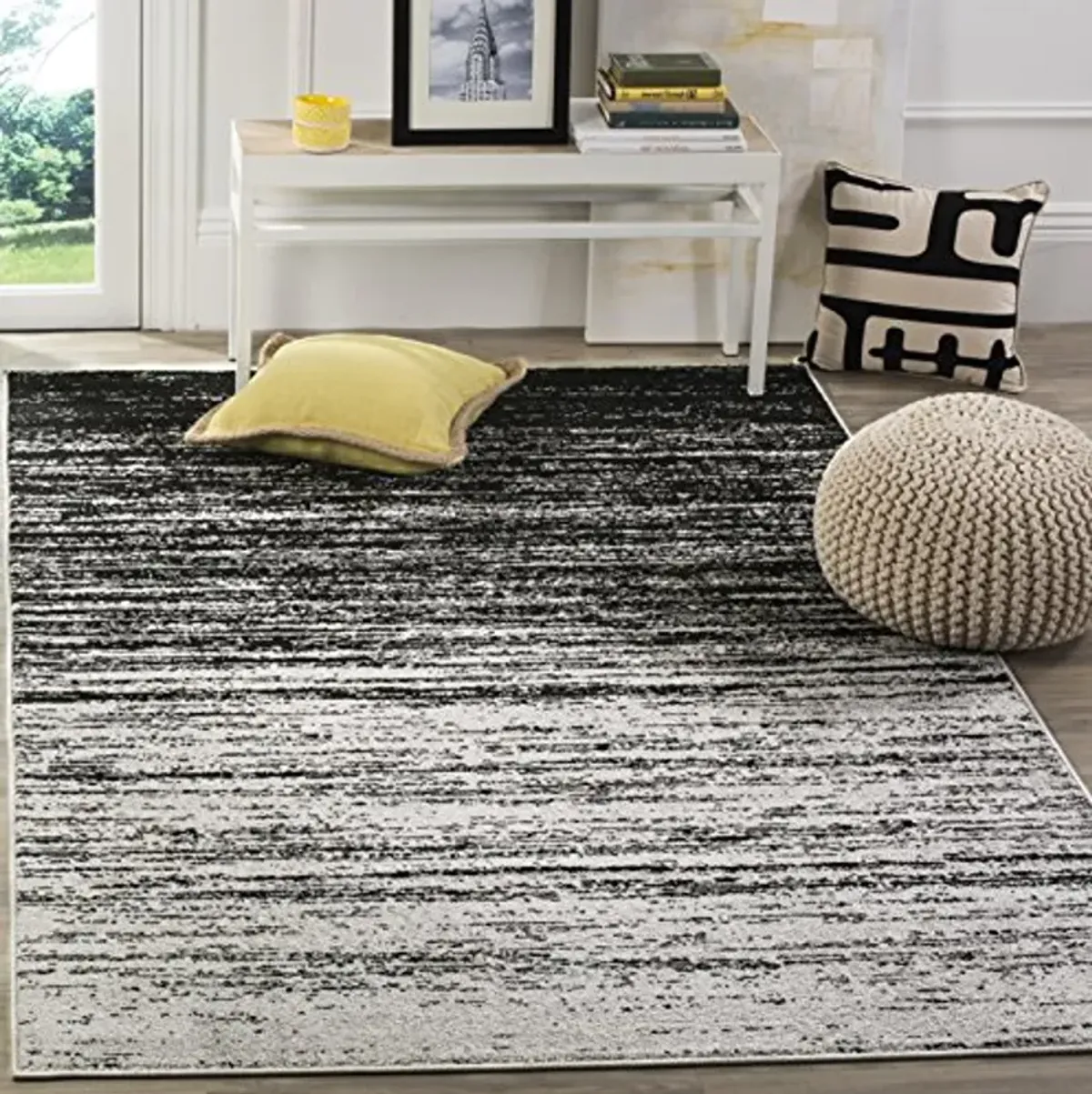 SAFAVIEH Adirondack Collection Accent Rug - 4' x 6', Silver & Black, Modern Ombre Design, Non-Shedding & Easy Care, Ideal for High Traffic Areas in Entryway, Living Room, Bedroom (ADR113A)