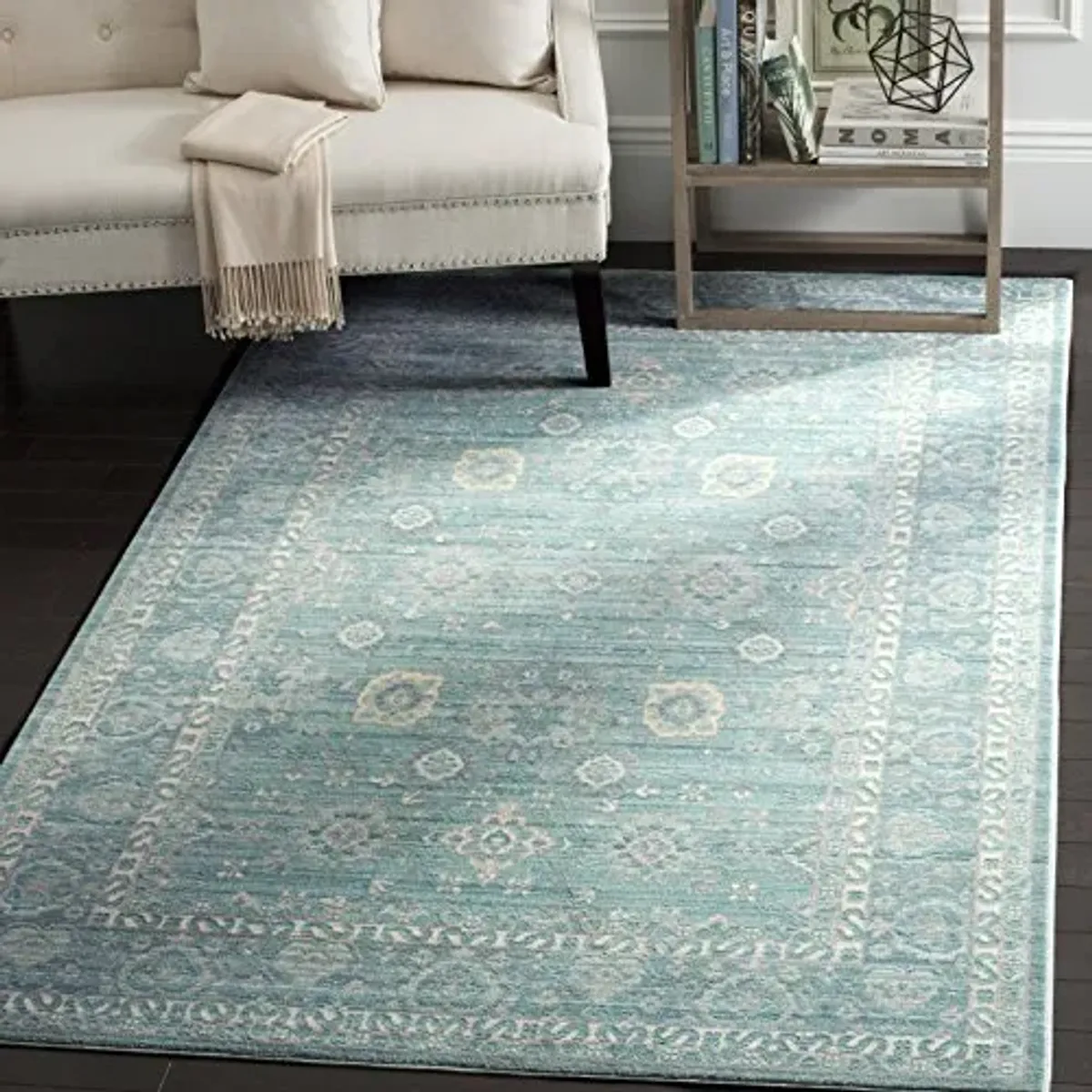 SAFAVIEH Valencia Collection Area Rug - 5' x 8', Alpine & Multi, Boho Chic Distressed Design, Non-Shedding & Easy Care, Ideal for High Traffic Areas in Living Room, Bedroom (VAL110B)