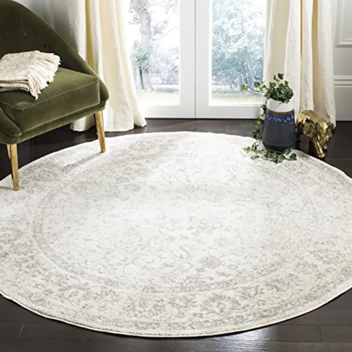 SAFAVIEH Adirondack Collection Area Rug - 4' Round, Ivory & Silver, Oriental Distressed Design, Non-Shedding & Easy Care, Ideal for High Traffic Areas in Living Room, Bedroom (ADR109C), 1.0" Thickness