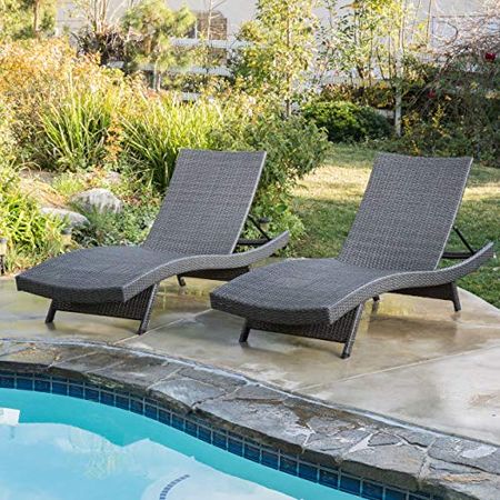Christopher Knight Home 662 Salem Chaise Outdoor Lounge