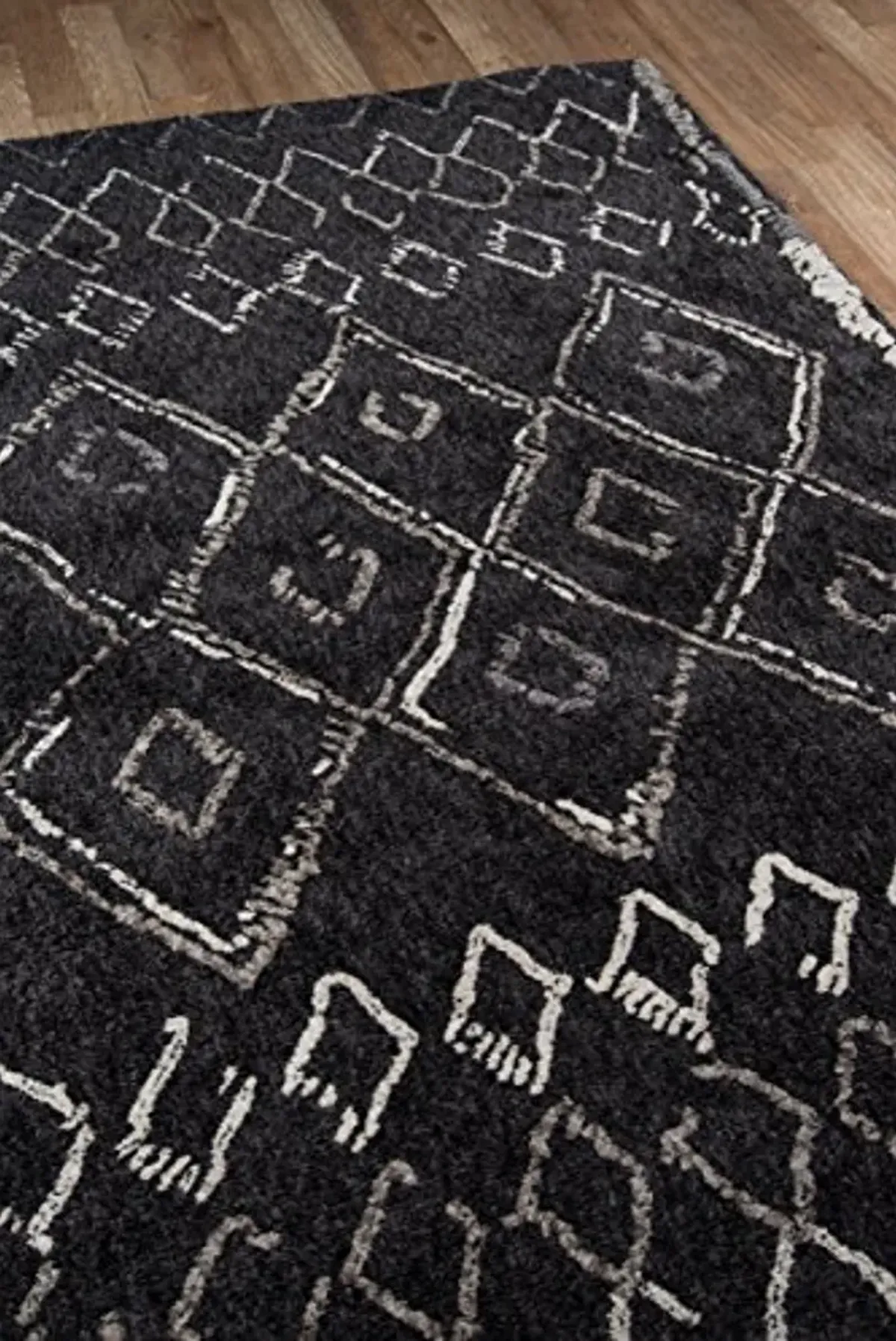 Momeni Rugs Margaux Table Tufted Contemporary Geometric Area Rug, 3'6" x 5'6", Black