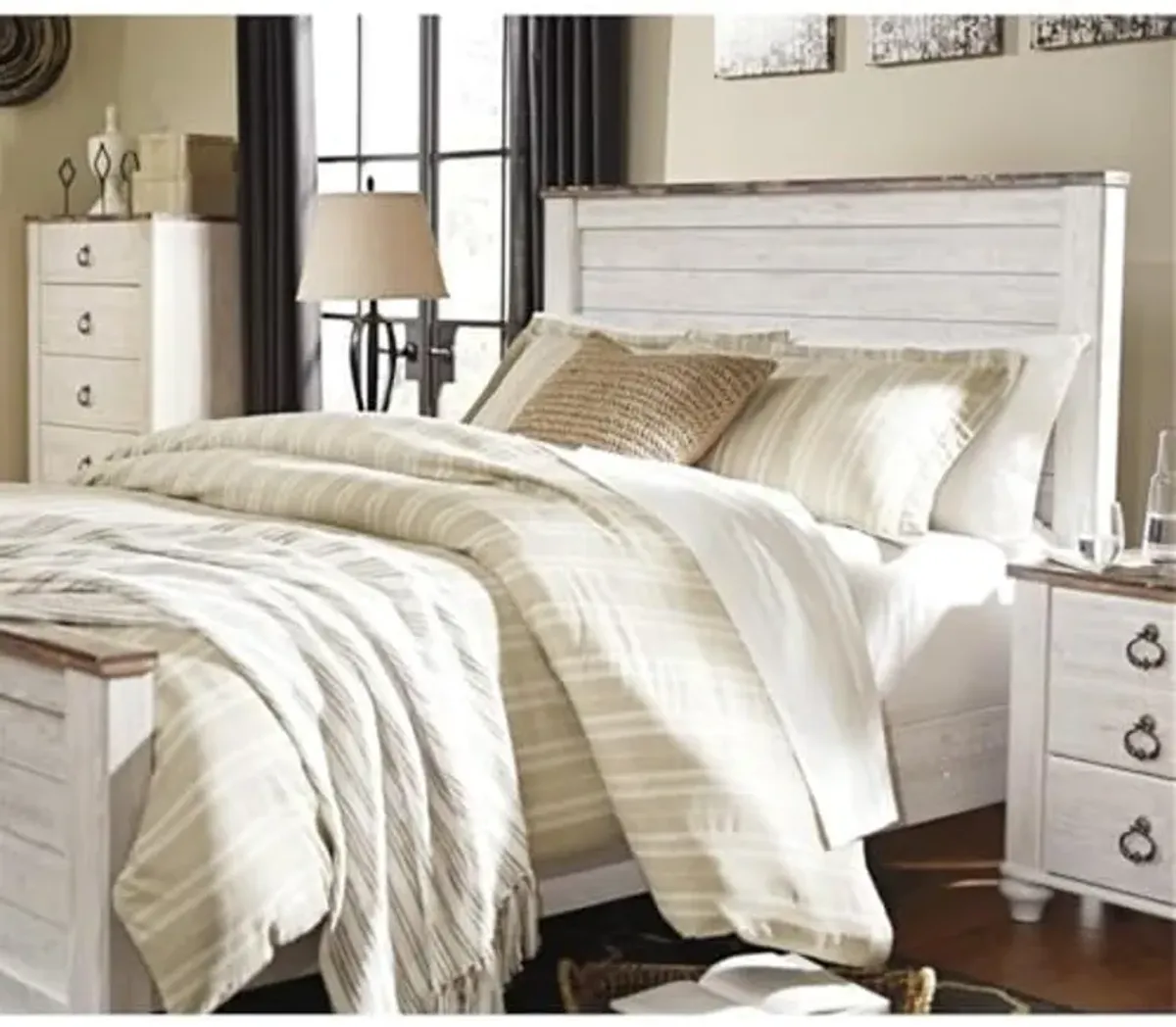 Ashley Furniture Willowton 65" W x 87" D Farmhouse Wood Queen Sized Panel Bed in Whitewash Finish