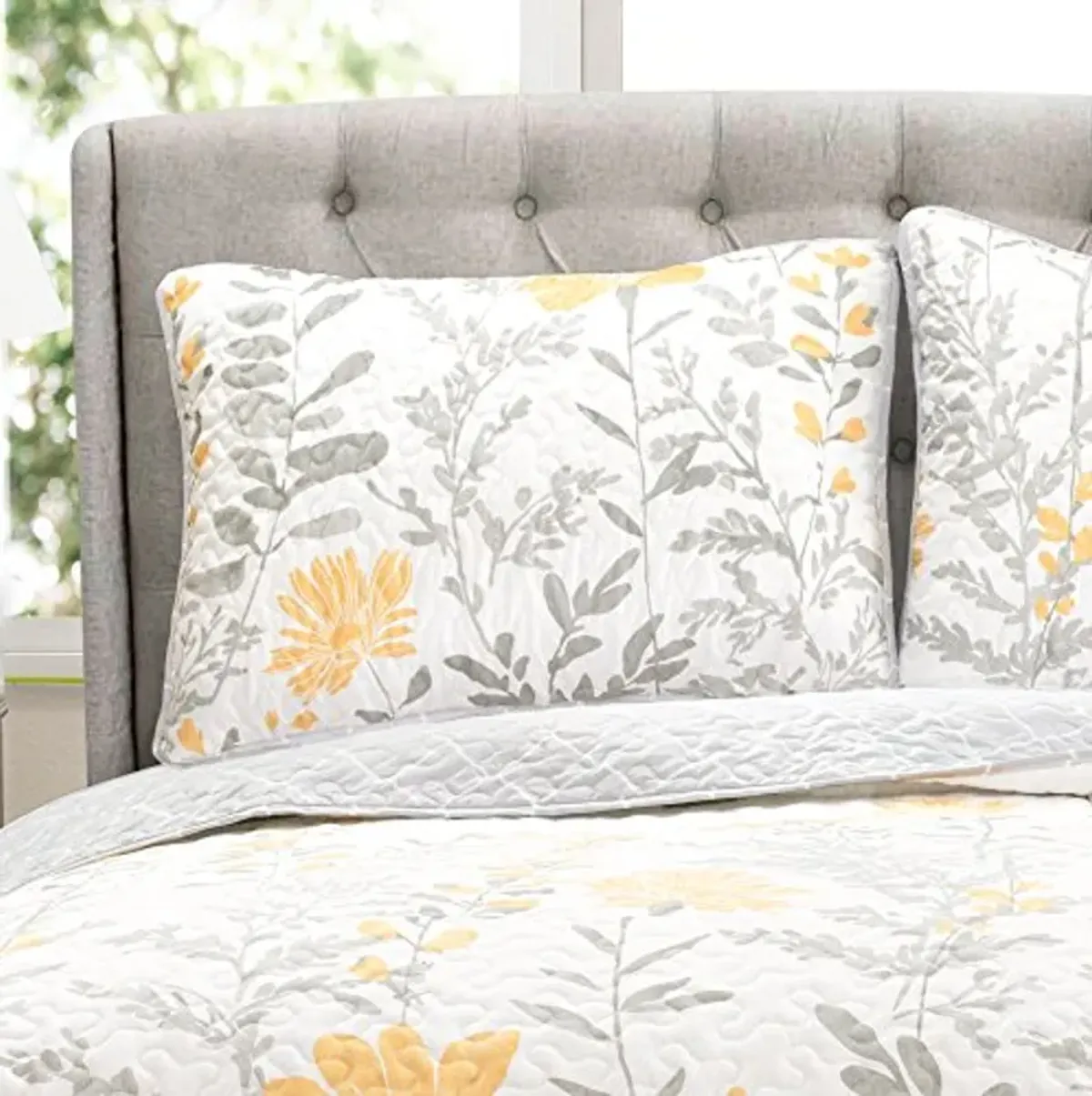 Lush Decor Full Queen-Yellow and Gray Aprile Reversible Quilt 3 Piece Floral Leaf Design Bedding Set