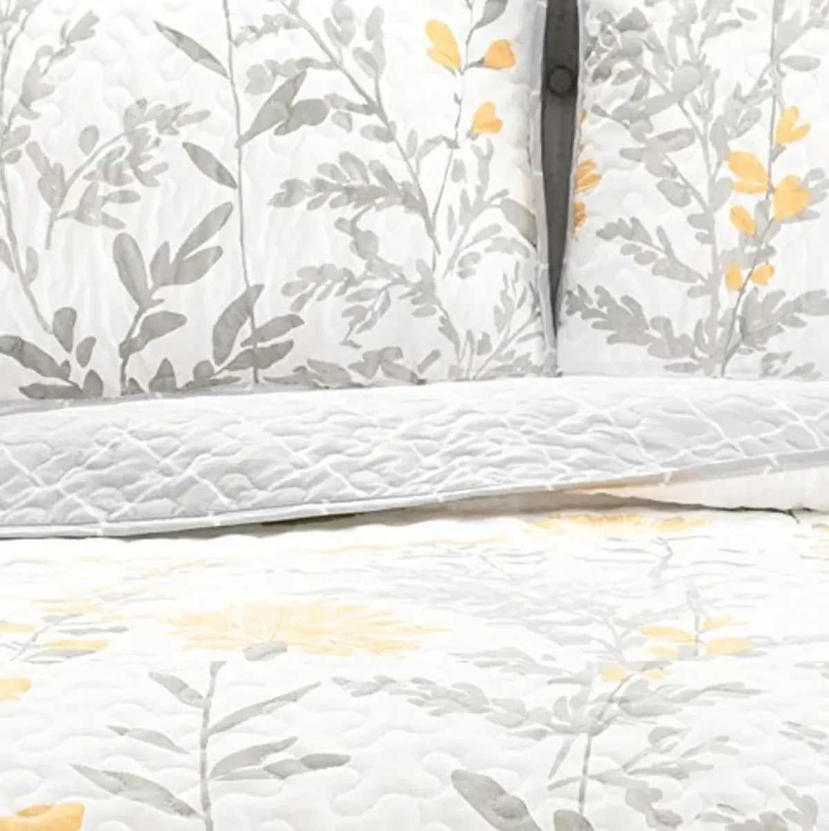 Lush Decor Full Queen-Yellow and Gray Aprile Reversible Quilt 3 Piece Floral Leaf Design Bedding Set