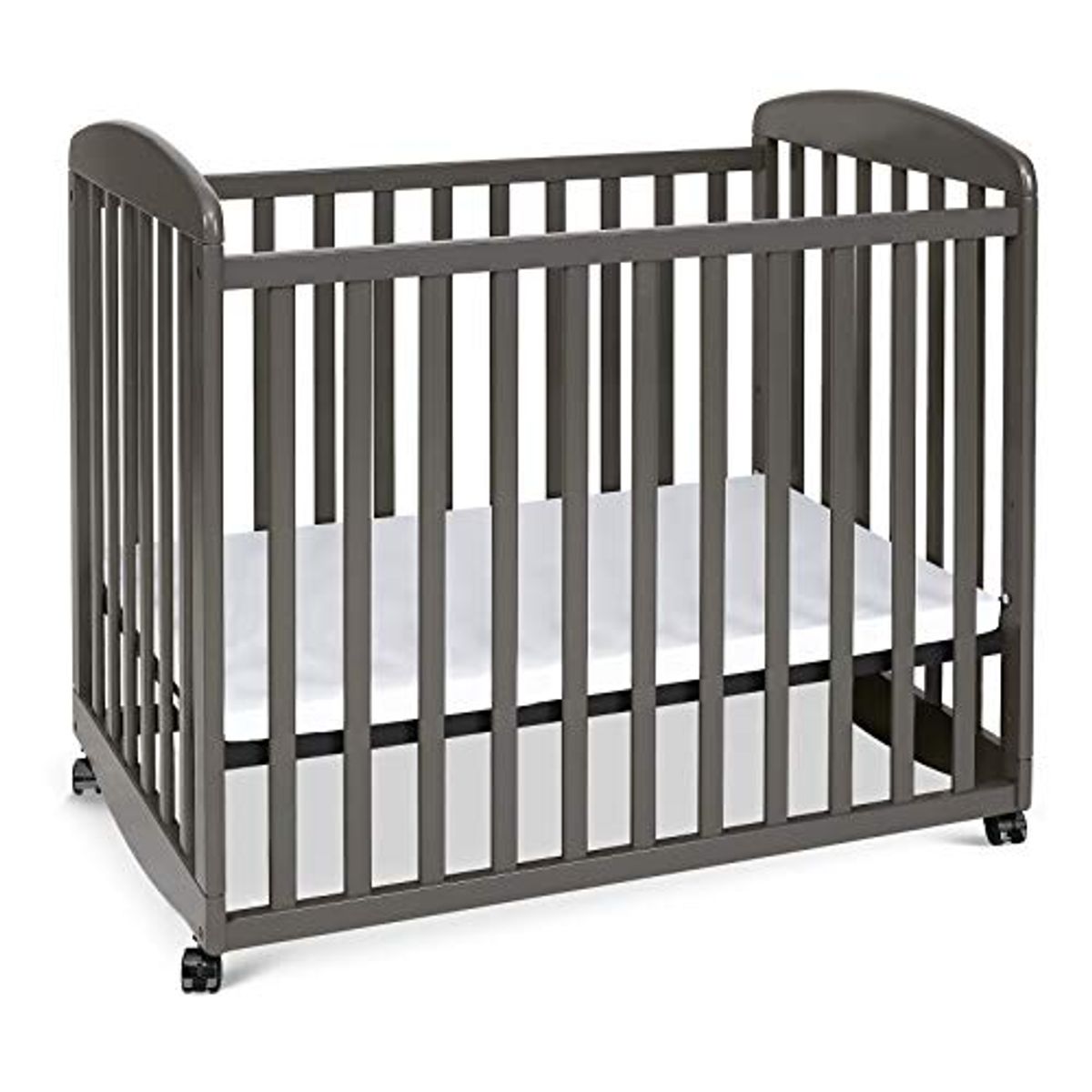 DaVinci Alpha Mini Rocking Crib in Slate, Removable Wheels, Greenguard Gold Certified