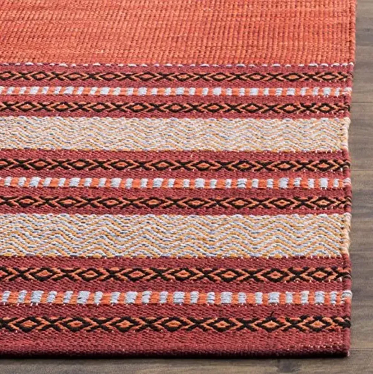 SAFAVIEH Montauk Collection Runner Rug - 2'3" x 8', Red & Ivory, Handmade Flat Weave Stripe Cotton, Ideal for High Traffic Areas in Living Room, Bedroom (MTK214C)