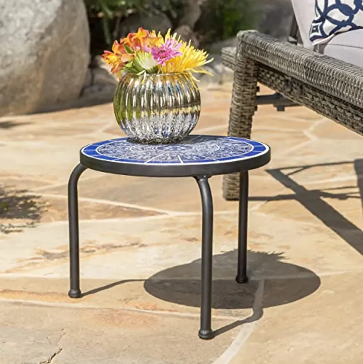 Christopher Knight Home Slate Outdoor Ceramic Tile Side Table with Iron Frame, Blue / White