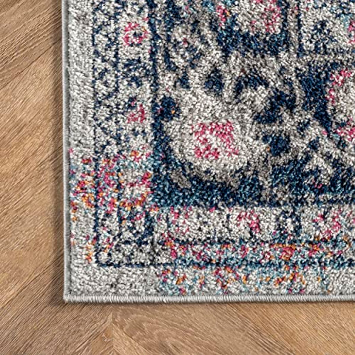 nuLOOM Lilah Vintage Medallion Area Rug, 7x9, Blue