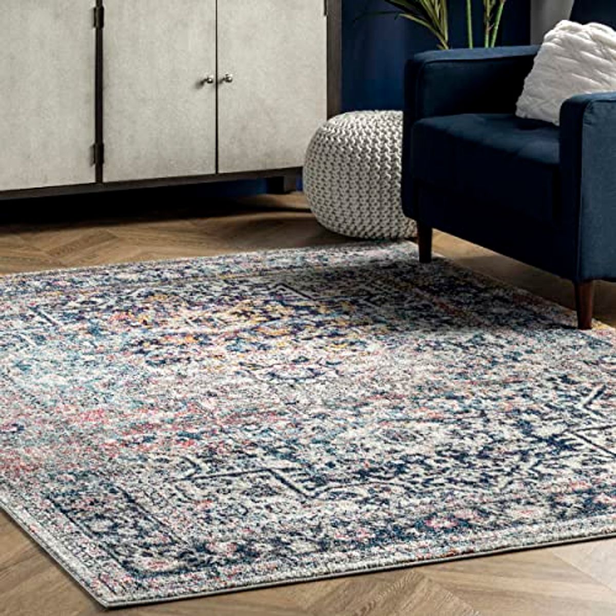 nuLOOM Lilah Vintage Medallion Area Rug, 7x9, Blue