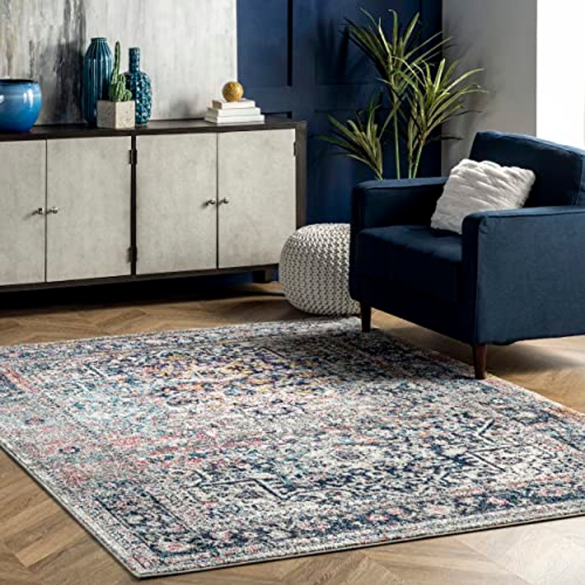 nuLOOM Lilah Vintage Medallion Area Rug, 7x9, Blue