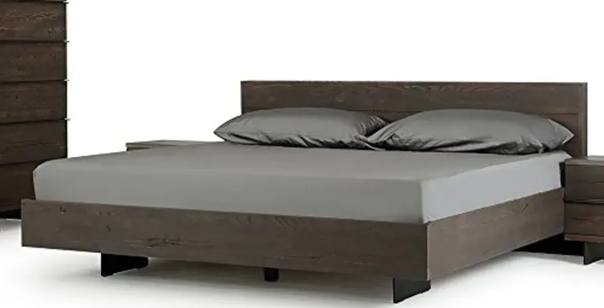 VIG Furniture Limari Home Selma 63x86 Sunken Modern Solid Aged Oak Wood Queen Bed in Brown