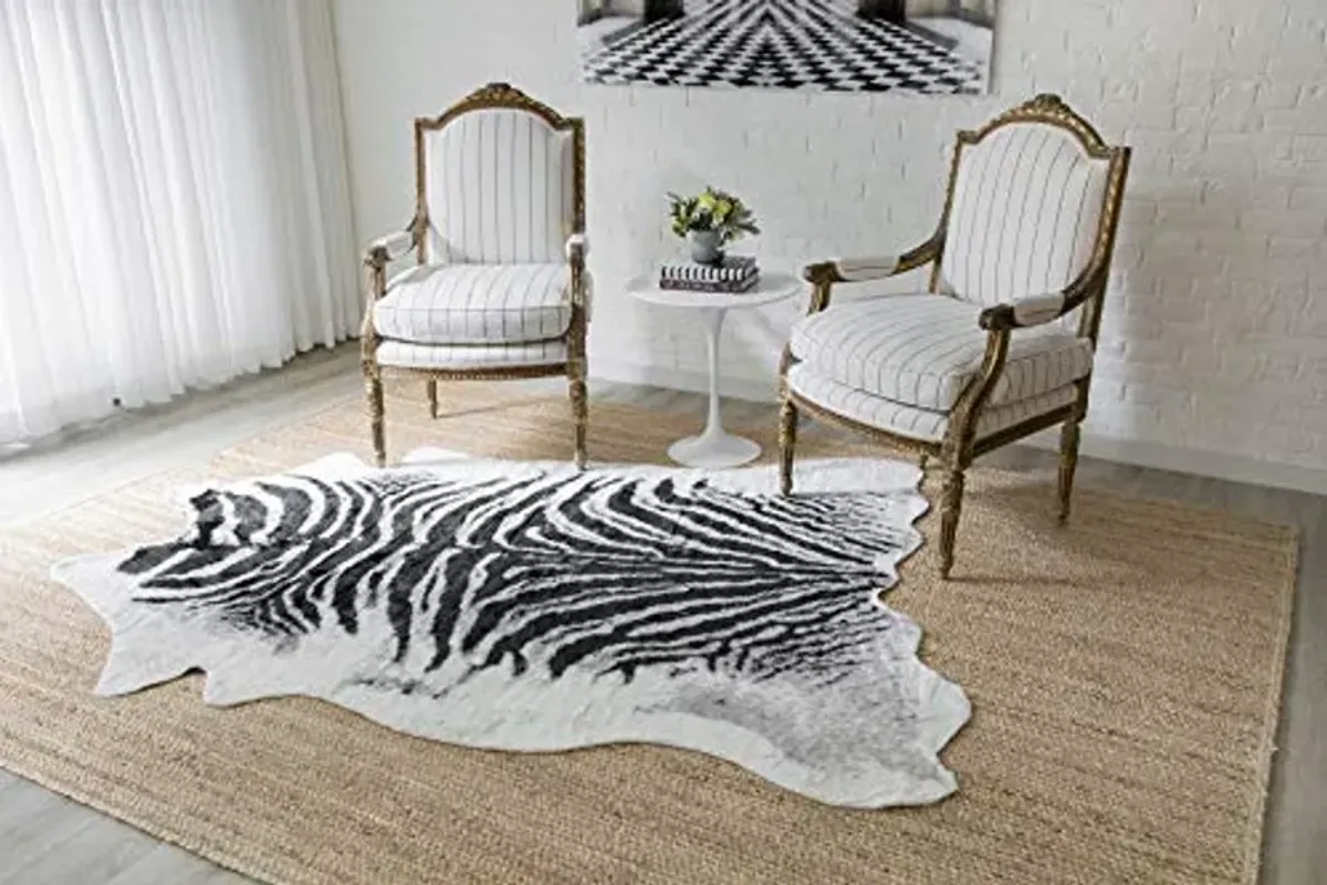 Erin Gates by Momeni Acadia Zebra Black Faux Hide Area Rug 5'3" X 7'10"