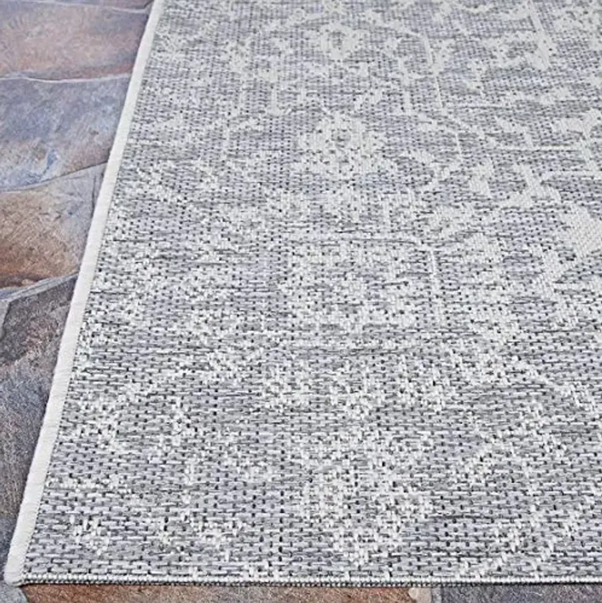 Couristan Monte Carlo Palmette Area Rug, 7'6" x 10'9", Grey-Ivory