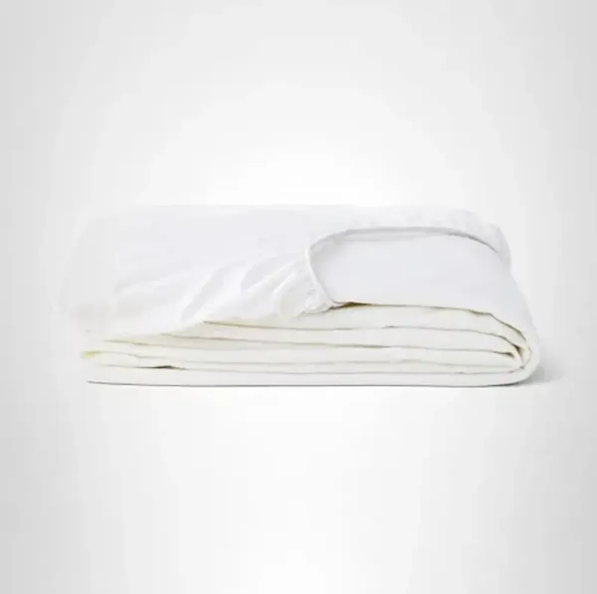 Tuft & Needle Twin Mattress Protector - Waterproof, Liquid-Proof, Sleeps Quiet, Fitted Sheet Style, Soft and Comfortable White