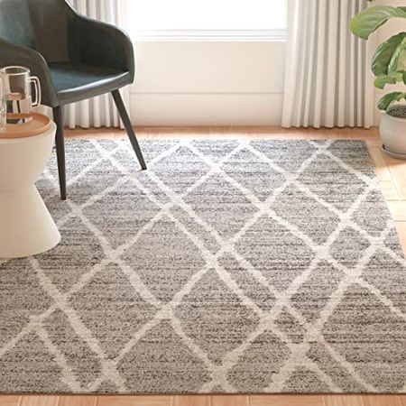 SAFAVIEH Adirondack Collection 4' Square Ivory / Silver ADR128B Modern Moroccan Non-Shedding Living Room Bedroom Accent Rug