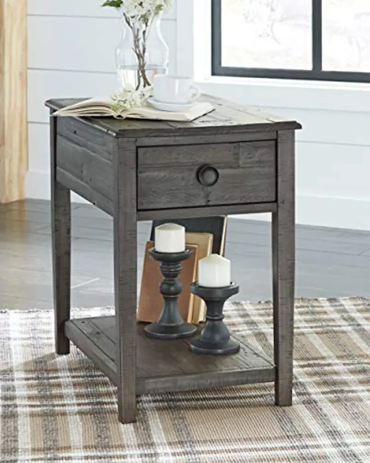 Signature Design by Ashley Borlofield Farmhouse Rectangular End Table with Drawer, Gray