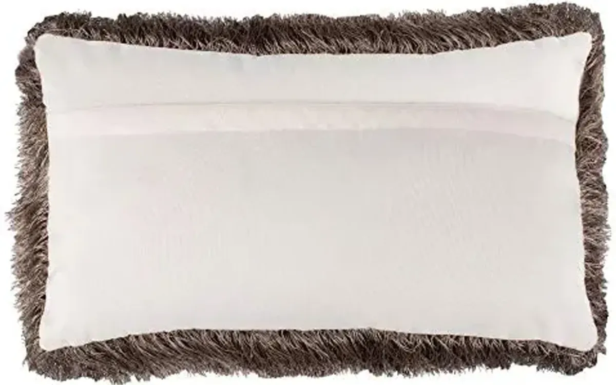 SAFAVIEH Soleil Indoor/Outdoor Shag Throw Pillow, 14 ft x 24 ft, Taupe