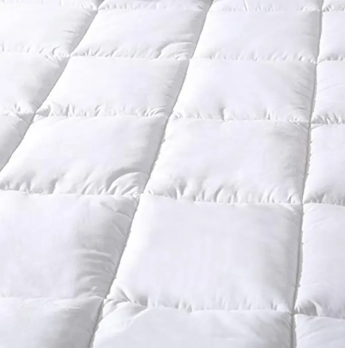 Classic Brands Defend-A-Bed Ultimate Alternative Down Baffle Box Quilted Mattress Protector, Twin XL