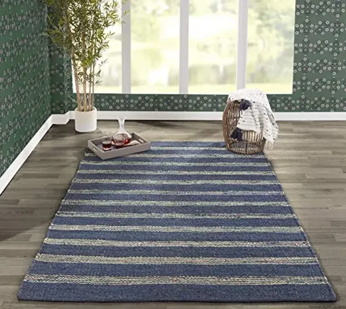 Novogratz by Momeni MONTAMTK-1NVY5070 Montauk 100% Jute Hand Woven Indoor Area Rug 5'0" x 7'0" Navy Blue