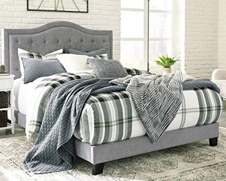 Signature Design by Ashley Jerary Queen Upholstered Tufted Bed Frame, Light Gray