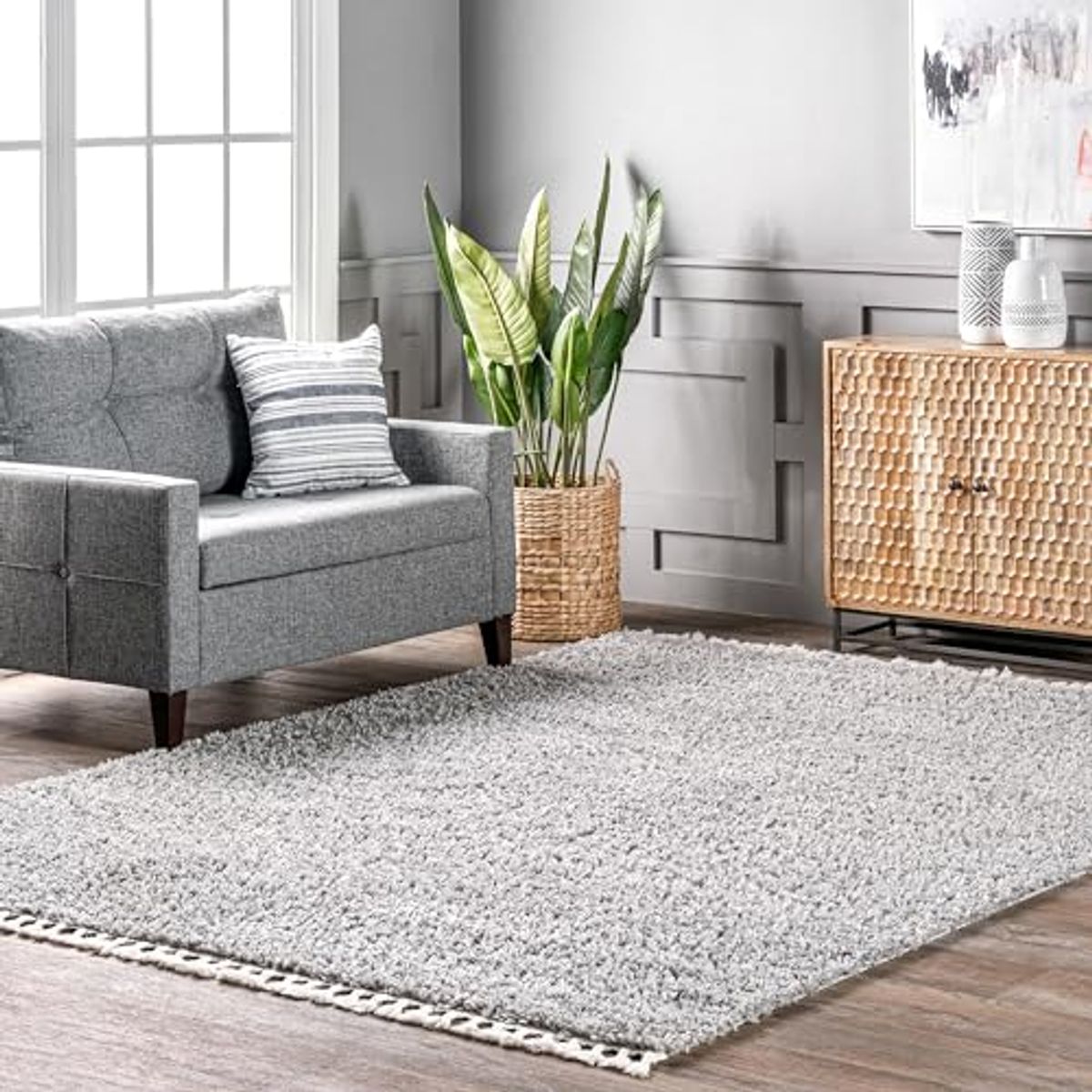 nuLOOM Neva Modern Tasseled Shag Area Rug, 4x6, Grey