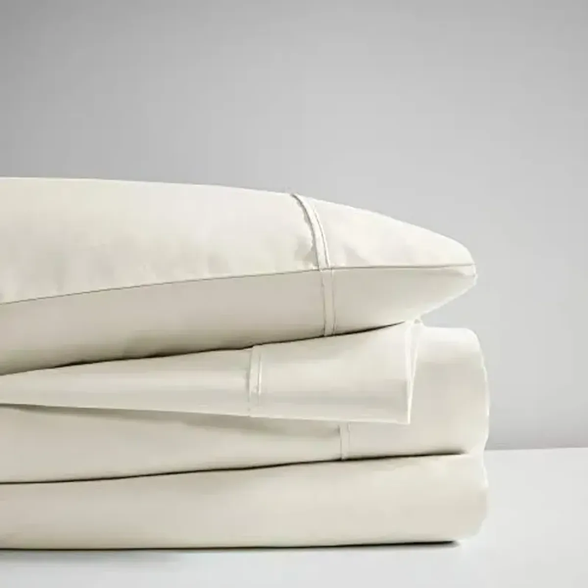 Beautyrest BR 600 TC Cooling Cotton Blend Solid Sheet 16 Inch Deep Pocket, All Season, Soft Bedding-Set, Matching Pillow Case, Cal King, Ivory 4 Piece (BR20-0993)