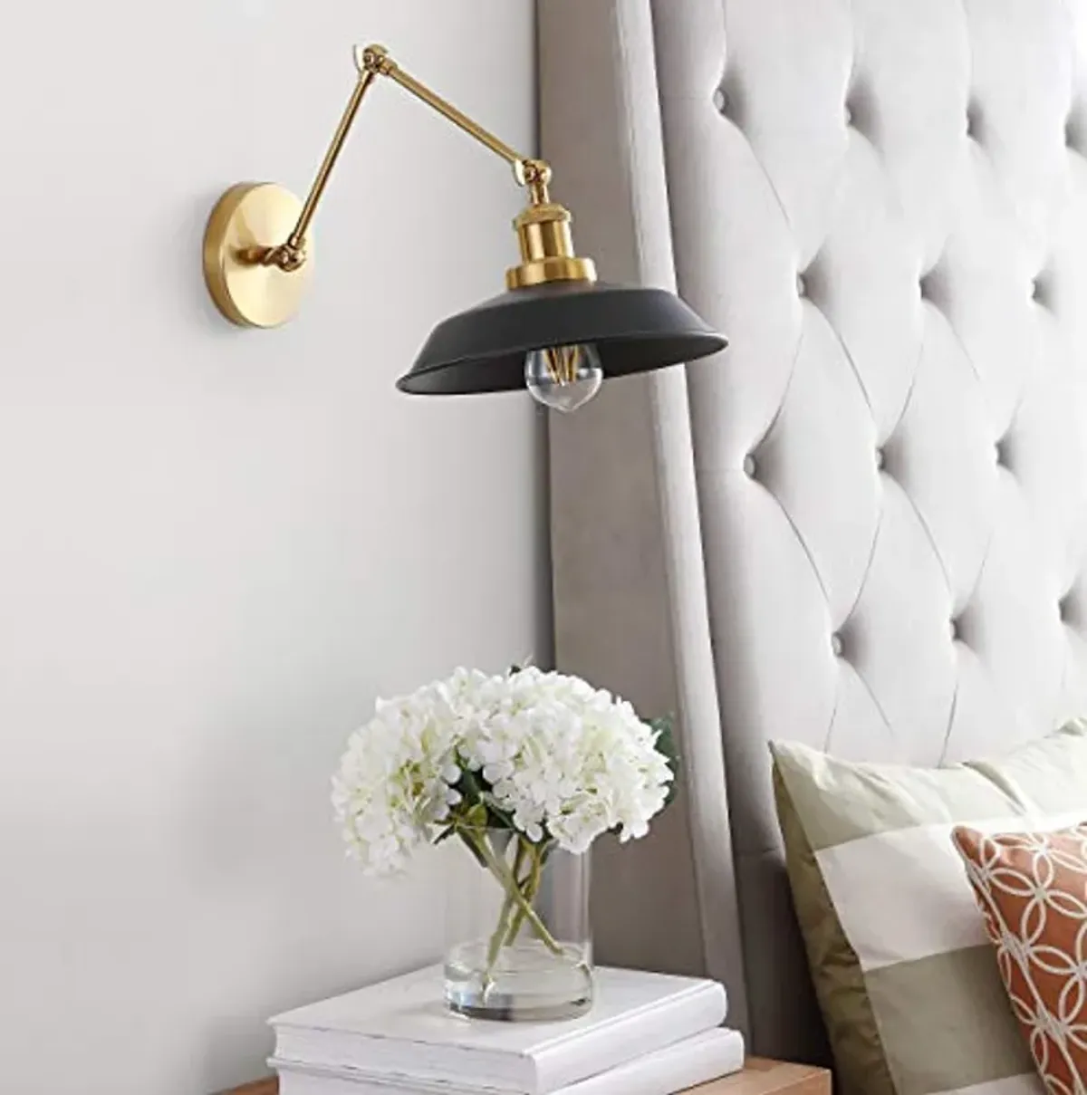 SAFAVIEH SCN4026A Lighting Kingston Adjustable Brass Gold and Black Wall (LED Bulb Included) Sconce