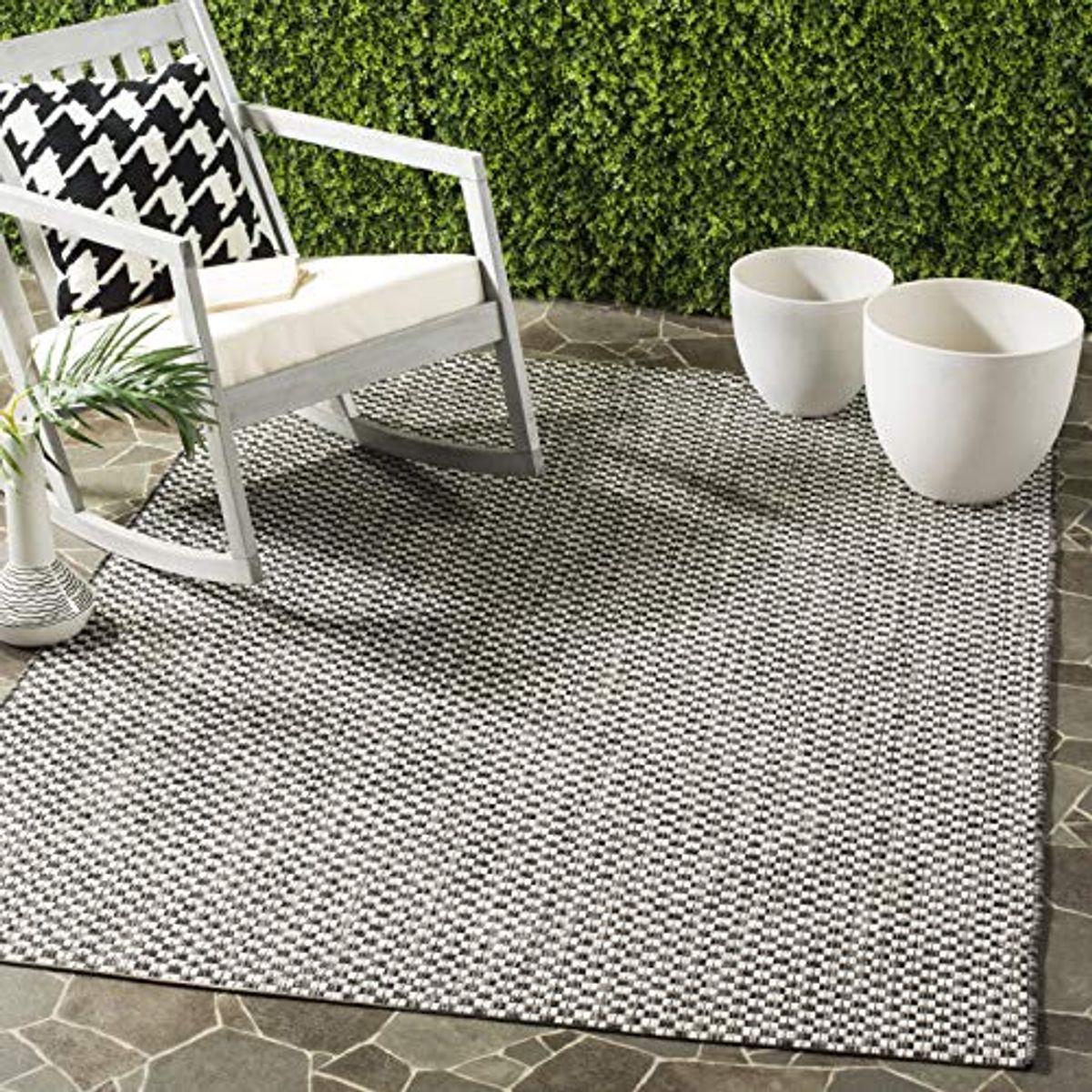 SAFAVIEH Courtyard Collection 4' Square Black / Grey CY8653 Indoor/ Outside Waterproof Easy cleansingPatio Backyard Mudroom Accent Mat