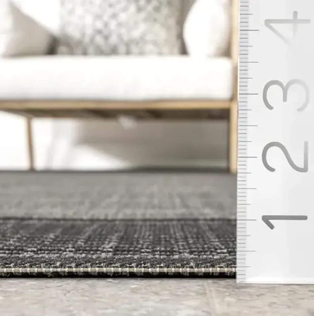 nuLOOM 2' x 6' Outdoor Performance Area Rug, OEKO-TEX Certified, Weather Resistant, High Traffic, Patio, Balcony, Outside, Gris Grey