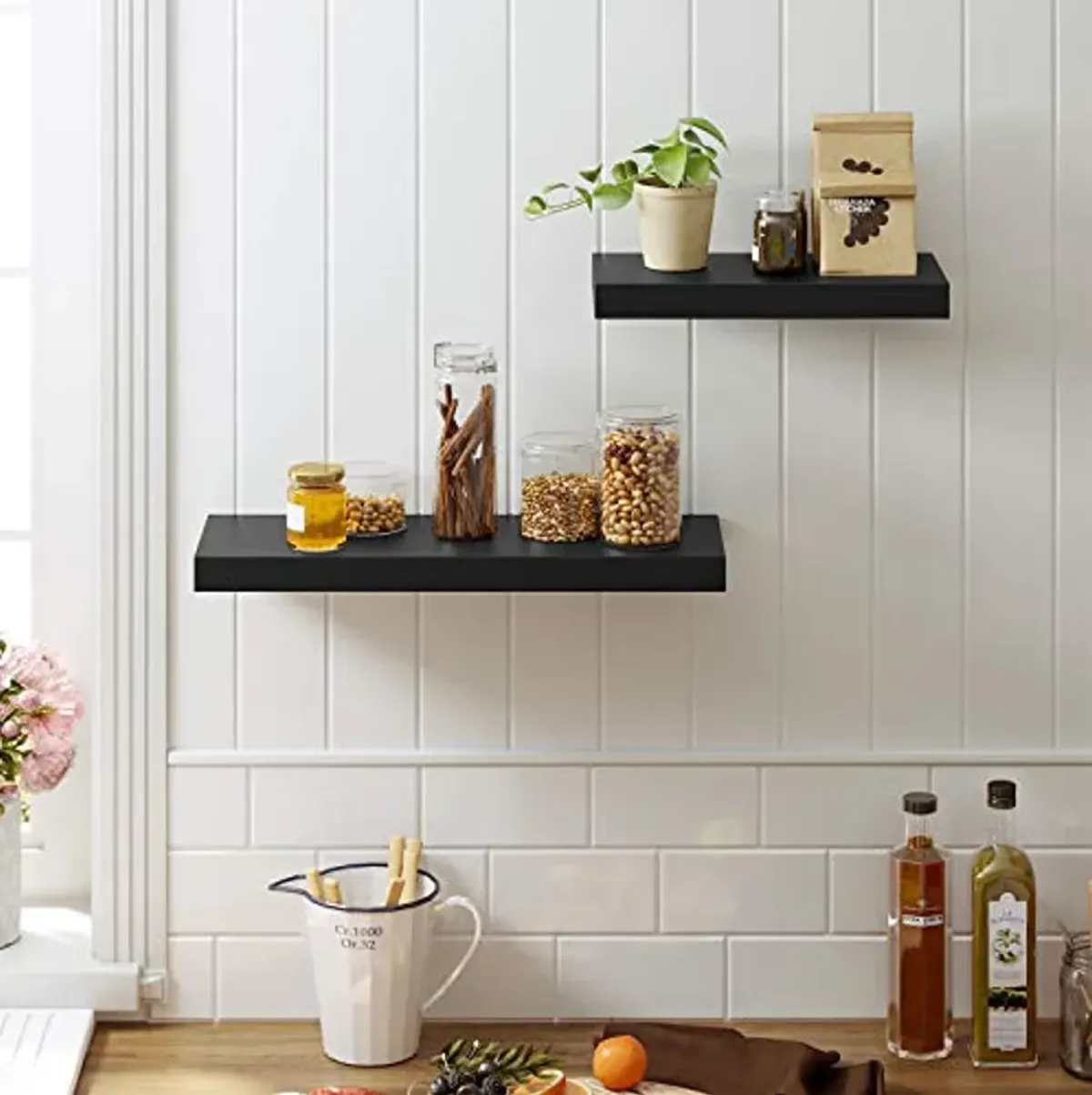 SONGMICS Floating Wall Shelf 15.7 Inches, with Metal Bracket for Easy Installation, Display Trinkets, Picture Frames, Potted Plants, in The Living Room, Entryway, Bedroom, Black ULWS014B01