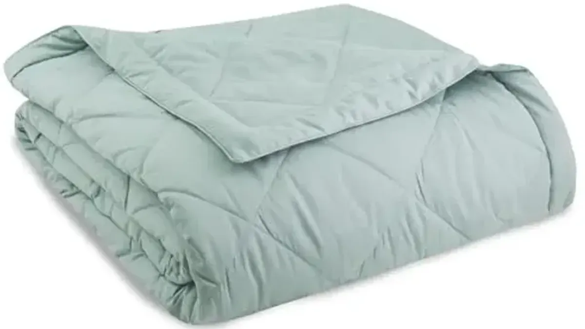 Serta Down Alternative Blanket for Bed, 100% Cotton Cover, Scotchgard Stain Release, Full/Queen, Seaglass