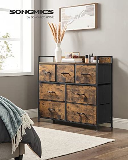 SONGMICS Dresser for Bedroom, Chest of Drawers, 7 Fabric Drawers with Handles, Rustic Brown and Black ULTS137B01