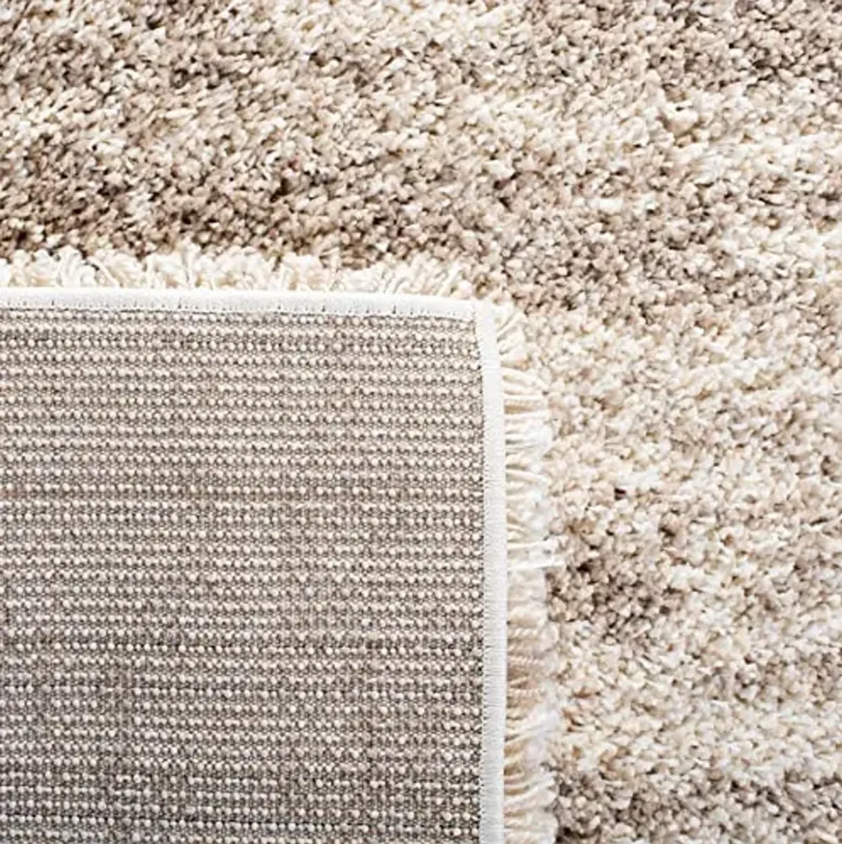 SAFAVIEH Hudson Shag Collection Area Rug - 5'3" x 7'6", Ivory & Beige, Modern Design, Non-Shedding & Easy Care, 2-inch Thick Ideal for High Traffic Areas in Living Room, Bedroom (SGH206B)