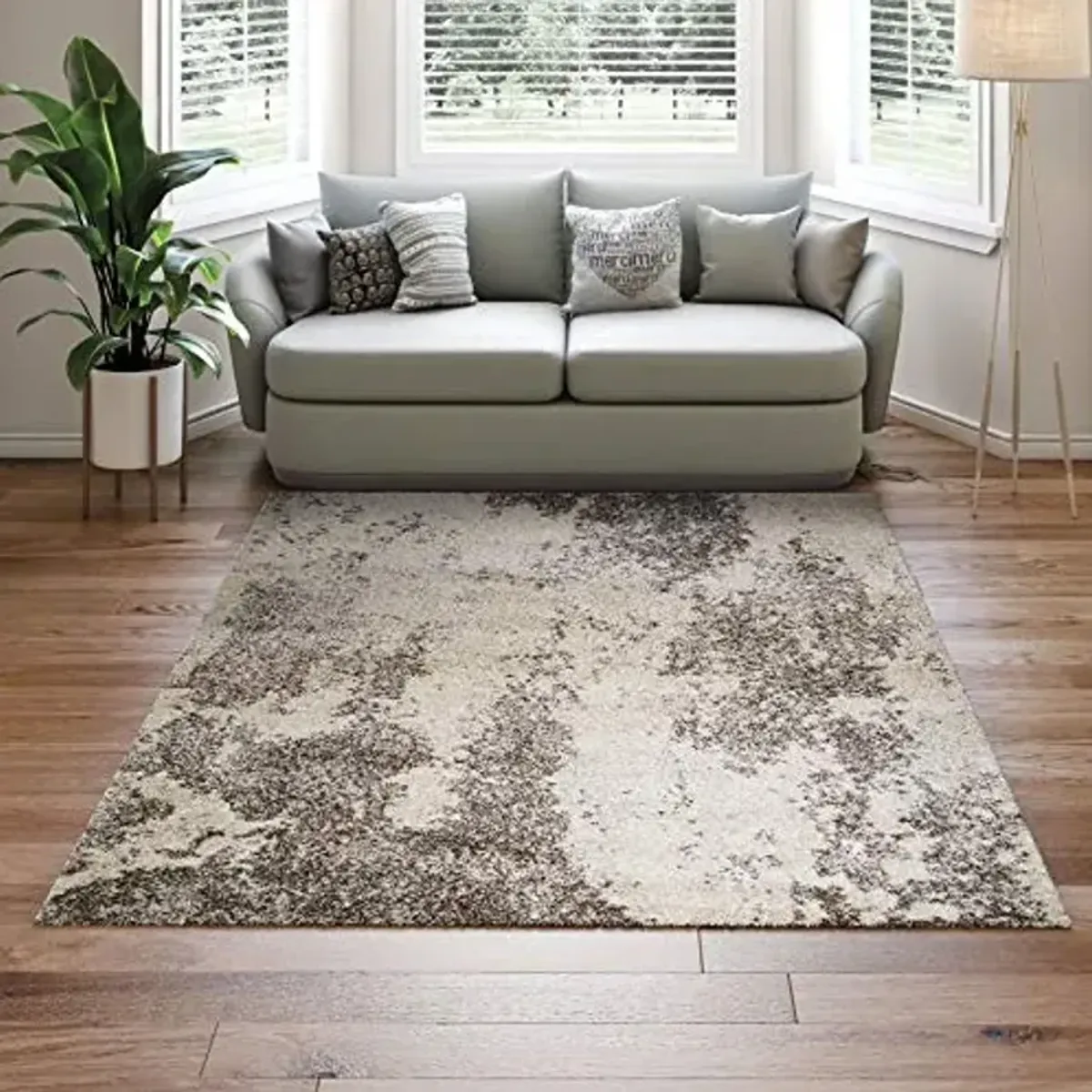Couristan Bromley Taiga Area Rug, 2' x 3'11", Frost-Ivory