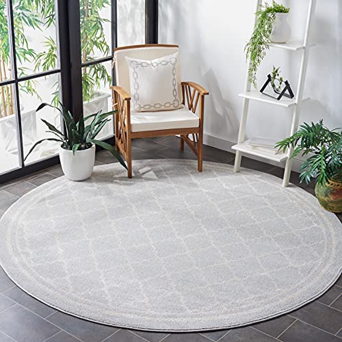 SAFAVIEH Amherst Collection 3' Round Light Grey/Beige AMT422B Moroccan Trellis Non-Shedding Living Room Bedroom Area Rug