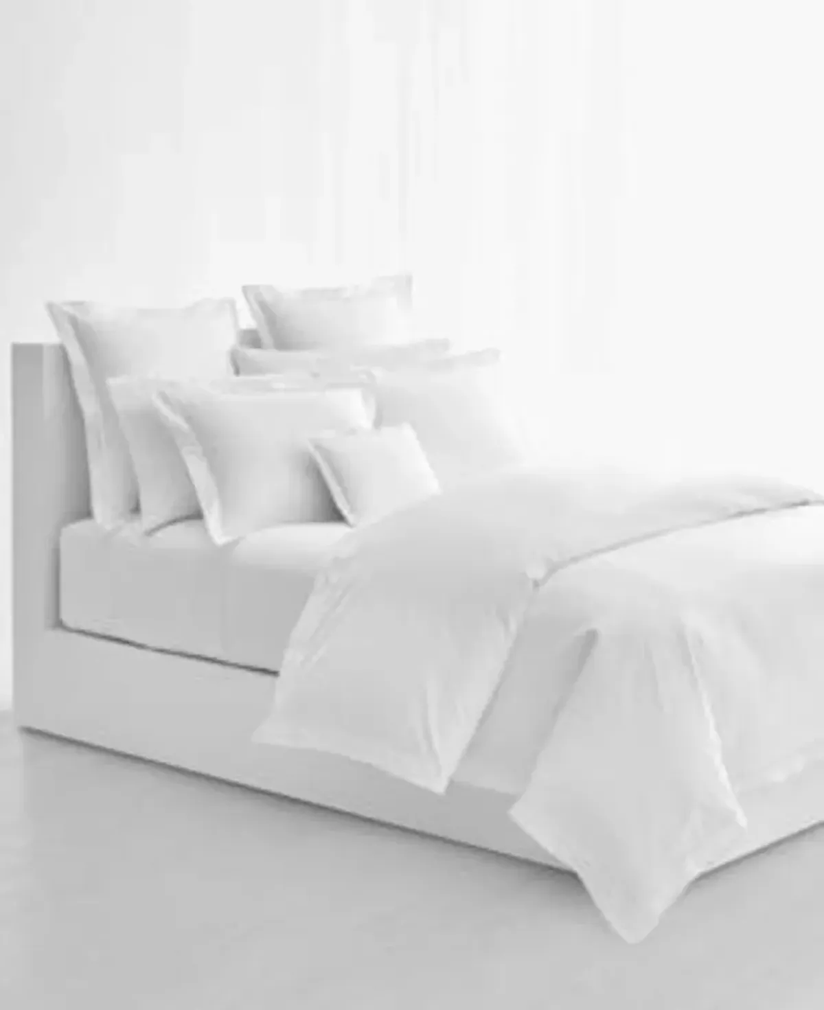 Ralph by Ralph Lauren Spencer Cotton Sateen Border FullQueen Duvet Cover Bedding in White and White