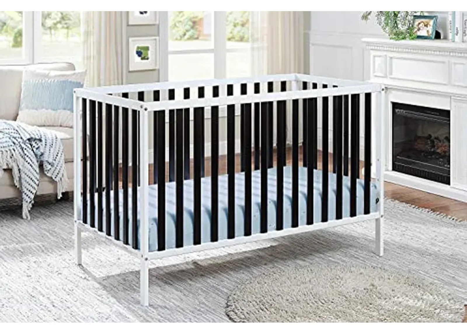 Baby Cache Deux Remi Island 3-in-1 Convertible Crib (Do Re Me) White & Black