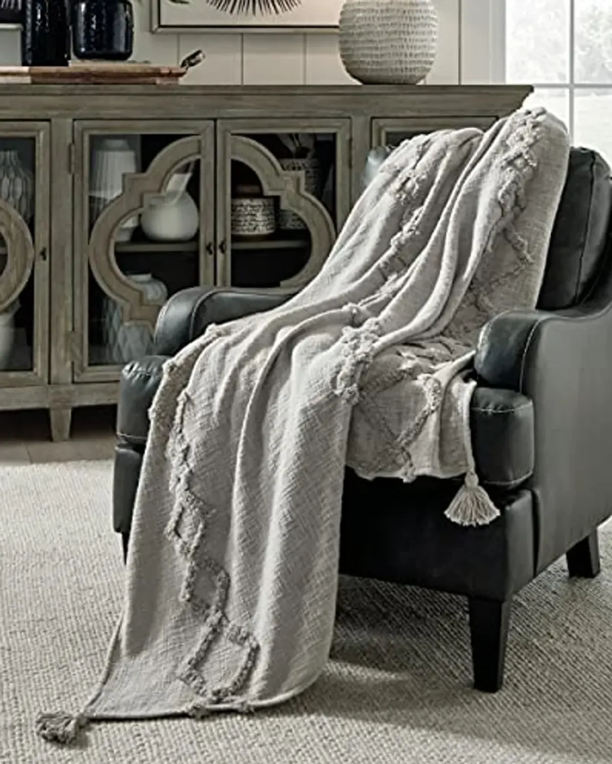 Signature Design by Ashley Kassidy Farmhouse Throw, Gray