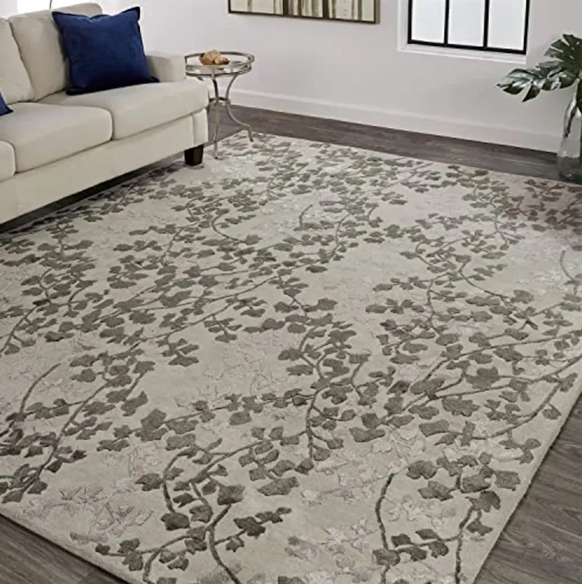 Feizy Bella 5' x 8' High/Low Floral Wool Area Rug in Silver/Dark Gray