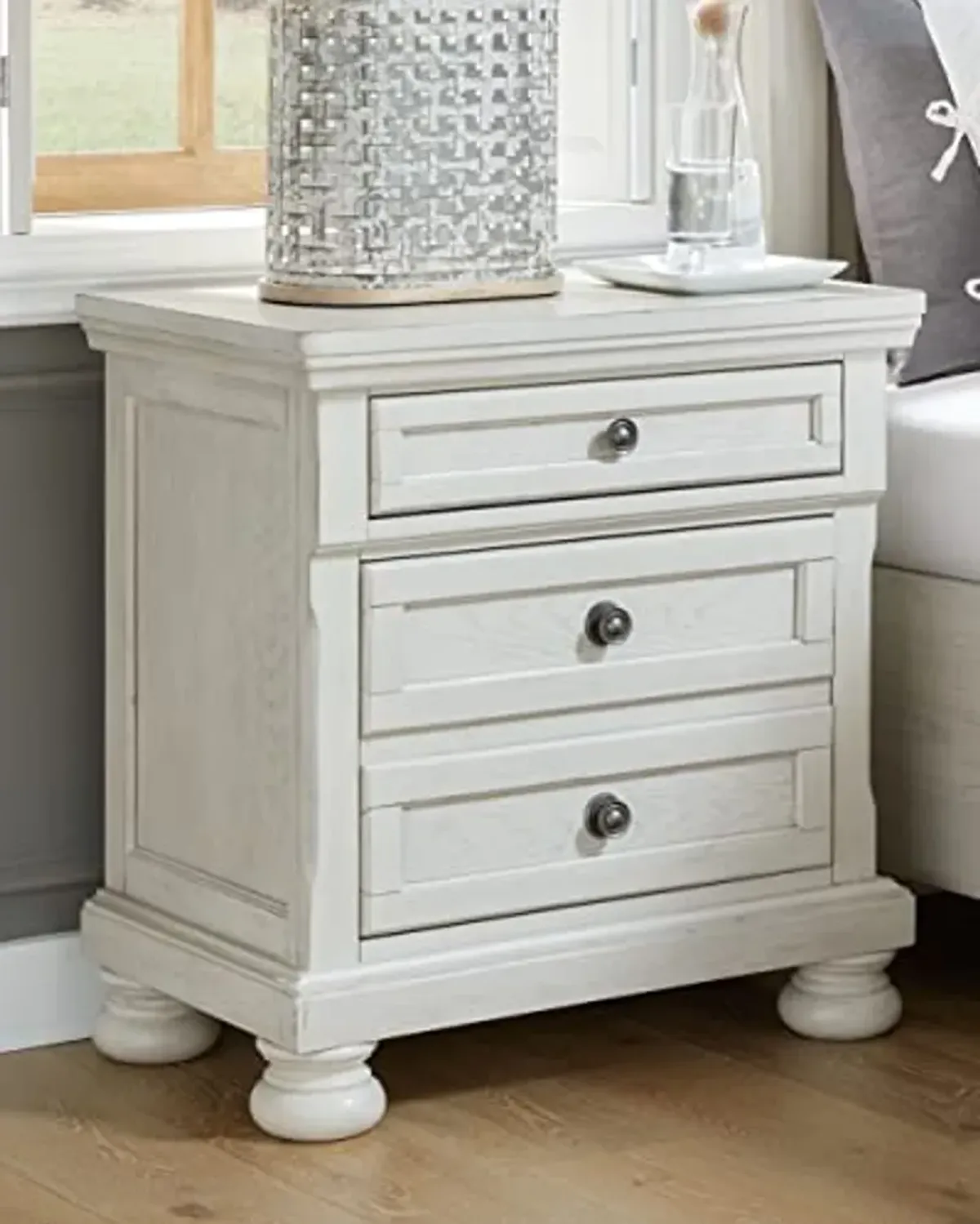 Signature Design by Ashley Robbinsdale Traditional 2 Drawer Night Stand, White