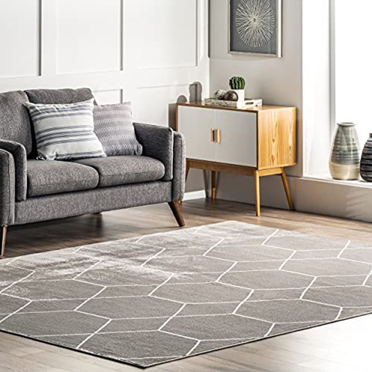 nuLOOM Veronica Geometric Honeycomb Runner Rug, 2' 8" x 8', Gray