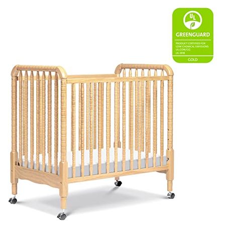 DaVinci Jenny Lind 3-in-1 Convertible Mini Crib in Natural, Removable Wheels, Greenguard Gold Certified