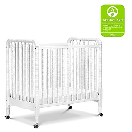 DaVinci Jenny Lind 3-in-1 Convertible Mini Crib in White, Removable Wheels, Greenguard Gold Certified
