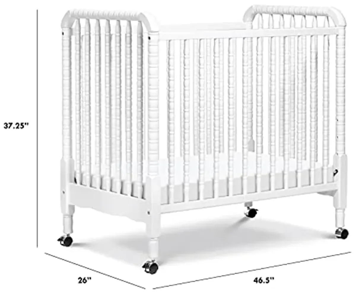 DaVinci Jenny Lind 3-in-1 Convertible Mini Crib in White, Removable Wheels, Greenguard Gold Certified