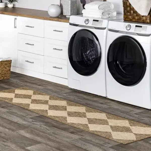 nuLOOM Outdoor Performance Collection Sabina Brown/Ivory, 2' x 8', Soft and Cozy, High Traffic, Stain Resistant, Easy Clean, Durable Runner for Indoor/Outdoor Patio, Deck, Porch, Garden, Courtyard